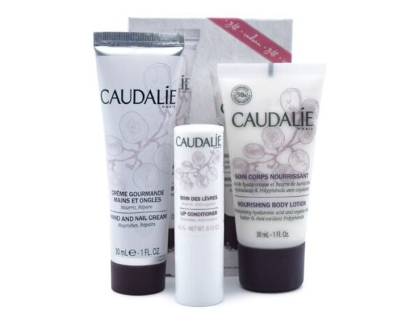 Caudalie Winter Essentials Pack with Nourishing Body Lotion, 30ml & Lip Conditioner, 4.5g & Hand & Nail Cream, 30ml Ολοκληρωμένη Ενυδάτωση τον Χειμώνα για Σώμα, Χέρια & Χείλη